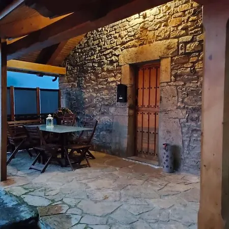 Шале Casa Rectoral De Montovo, Casa Rural En Red Natura 2000